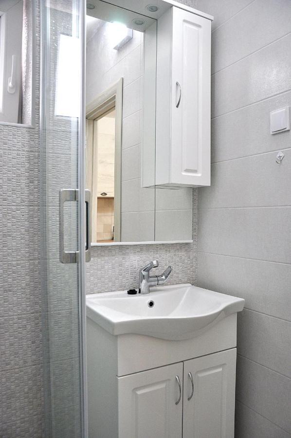 蒂瓦特Old Marine House公寓 外观 照片